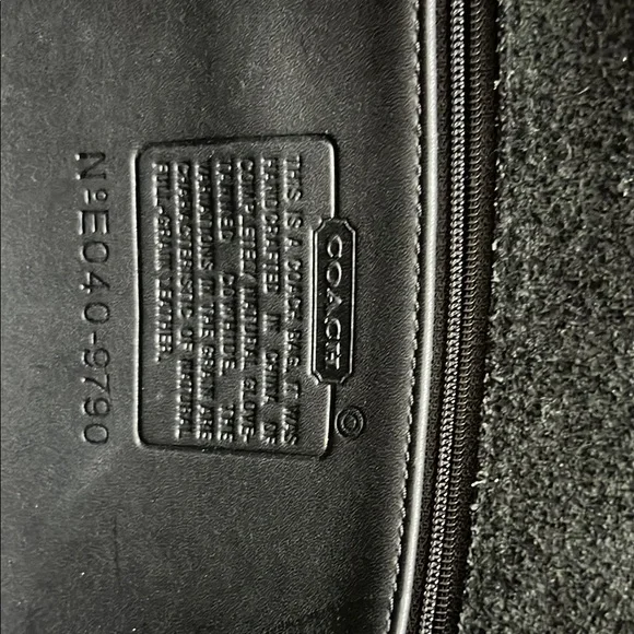 Vintage Coach City Bag 2004 - Picture 4 of 10